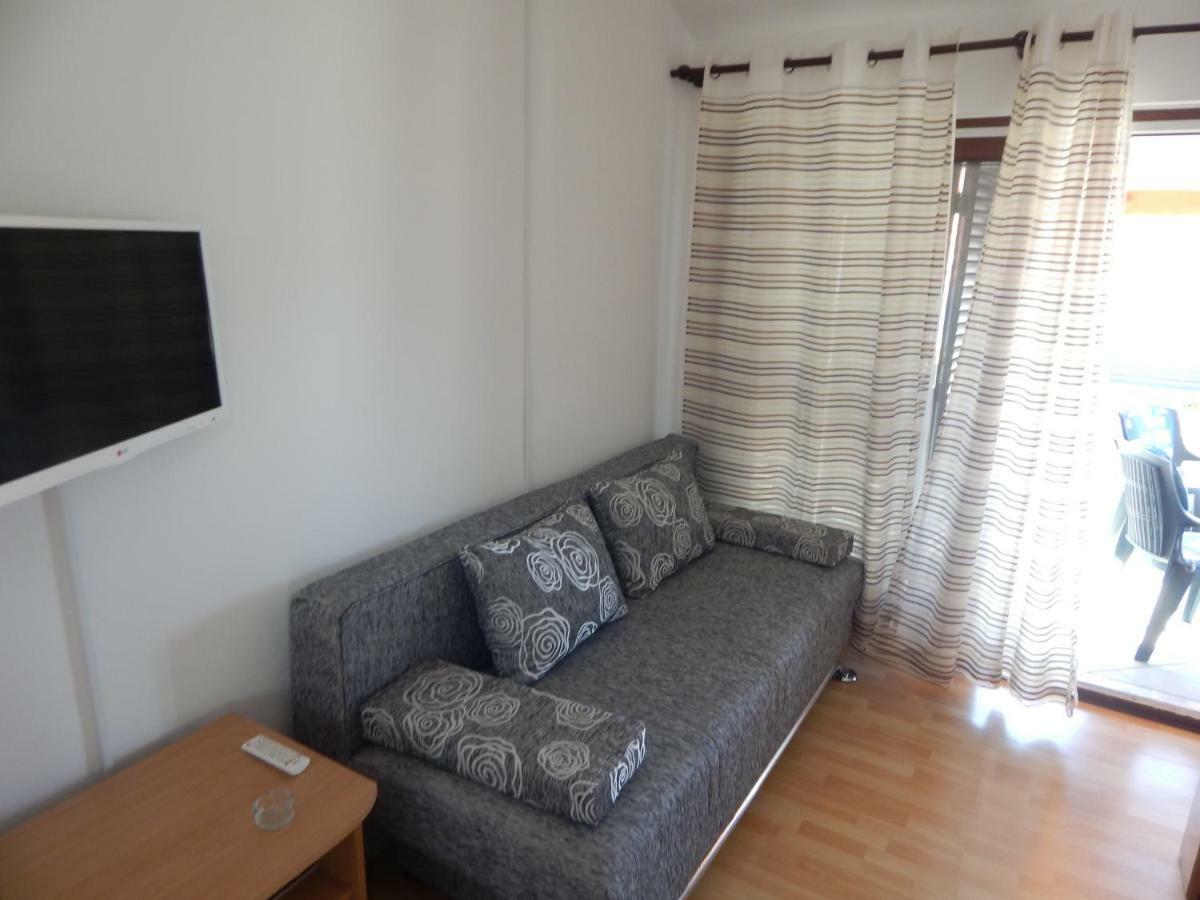 Apartman Duje Petrčane Exterior foto